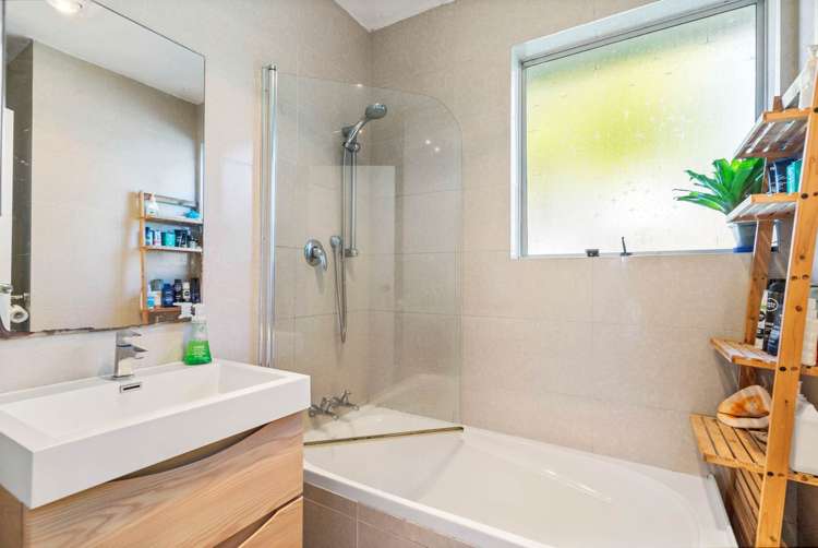 27 Fitzwater Place Henderson_10