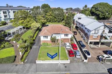 535 Mount Albert Road_2