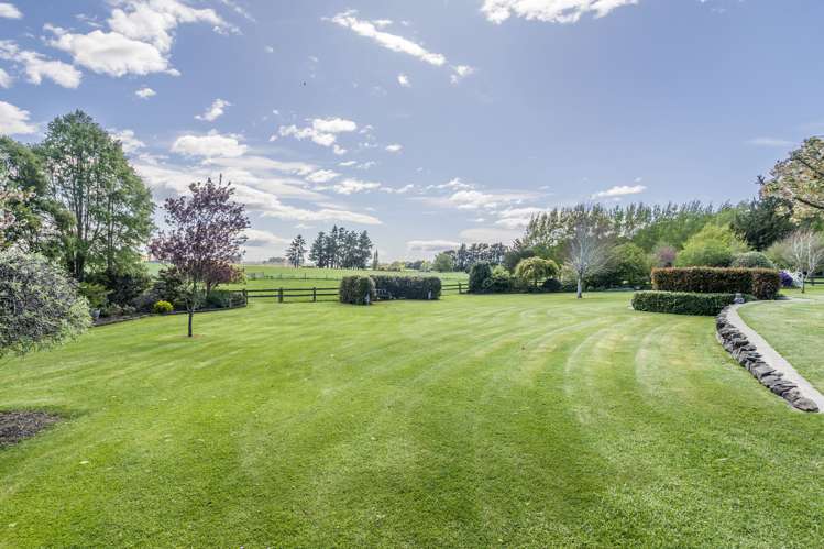 200 Lochiel Branxholme Road Winton Surrounds_24