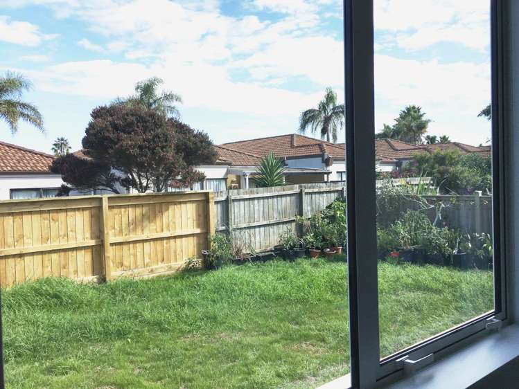 44a Donegal Park Drive Flat Bush_13