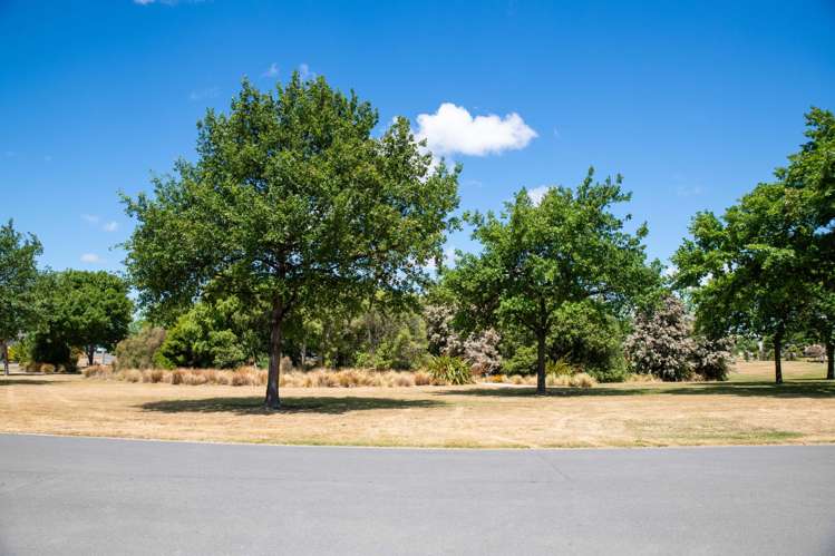 40 Titirangi Crescent Parklands_26