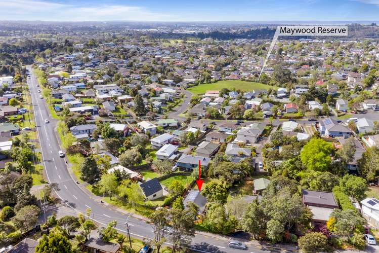 201 Glengarry Road Glen Eden_14