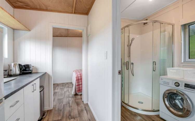 10 Rimu Road Stanmore Bay_16