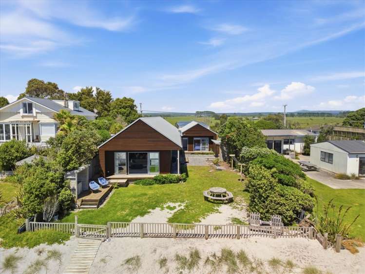 211 Pukehina Parade Pukehina Beach_30