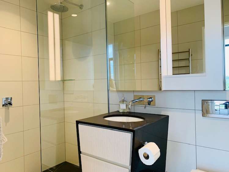 70 Sale Street Hokitika_11