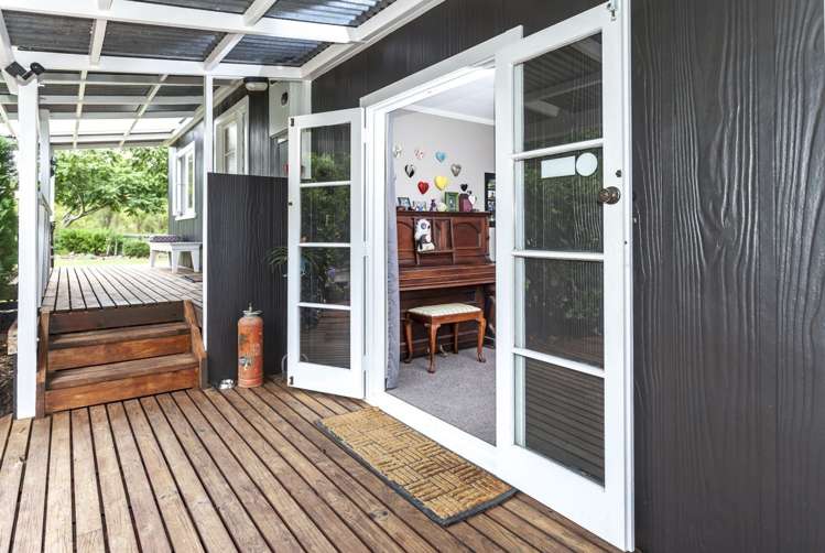 74 Neavesville Road Puriri_3