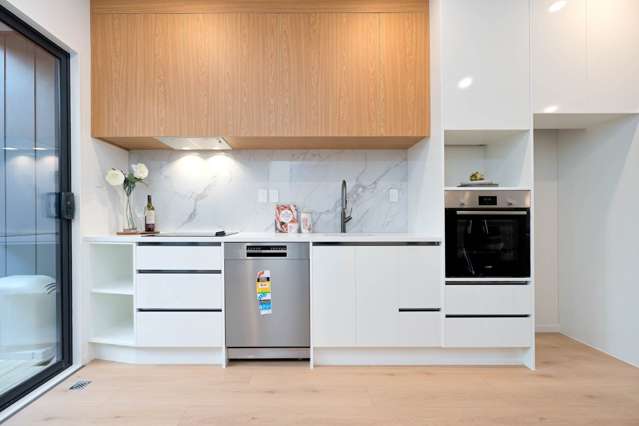 62C Triangle Road Massey_3