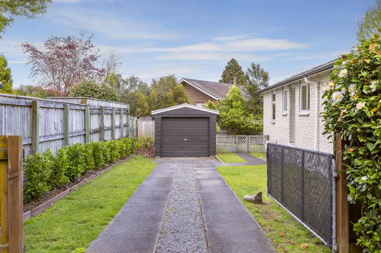 23 Kereru Street Two Mile Bay_25