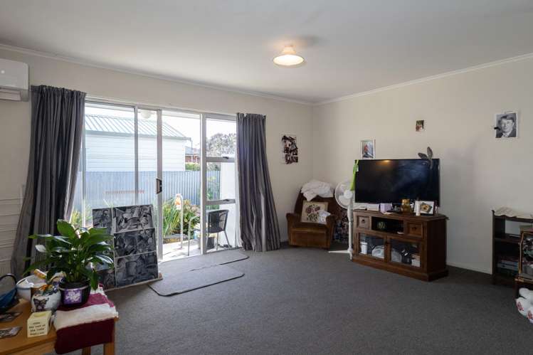3/285 Moore Street Ashburton_2