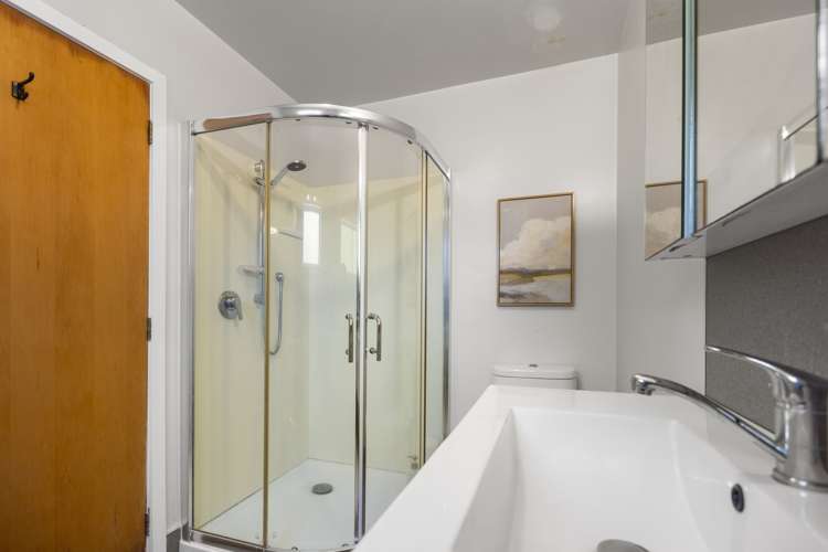 10 Tahatai Road Oneroa_17