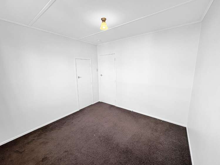 2 Brooklyn Road 10114_9