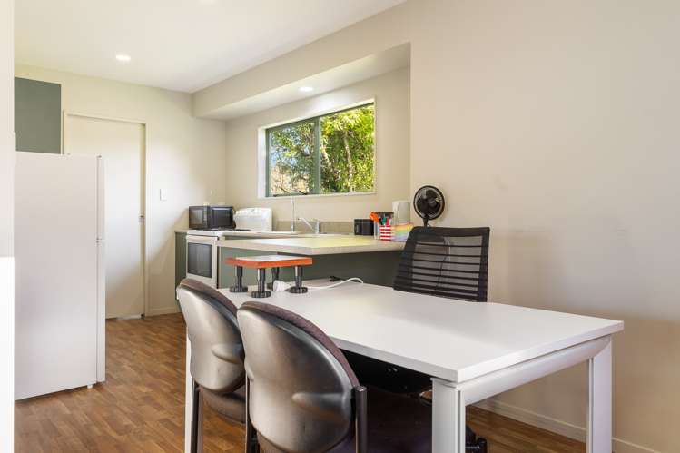 7 Woodford Avenue Henderson_12