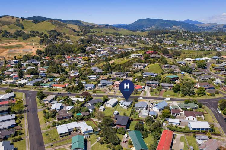 43 Norwood Road Paeroa_11
