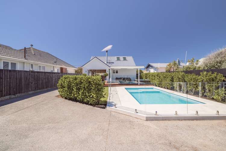 35 Marine Parade North New Brighton_21