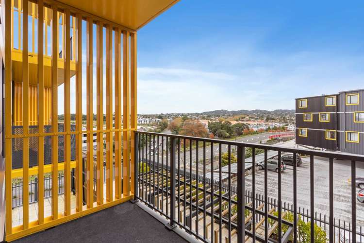 604/20 Mccrae Way New Lynn_20