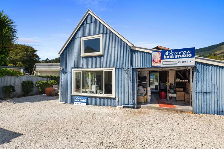 67 Beach Road Akaroa_30