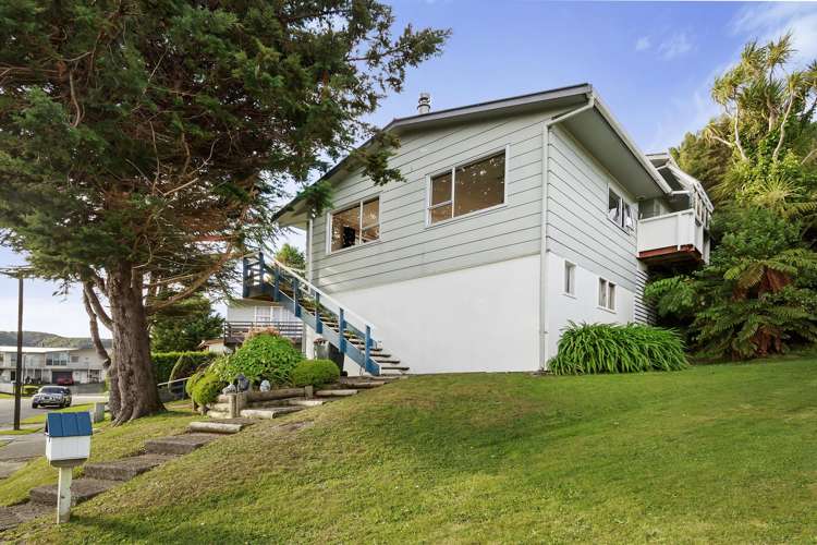 18 Mataura Grove Wainuiomata_13