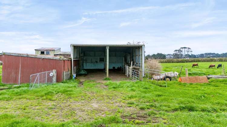 1332 Eltham Road Kaponga_7