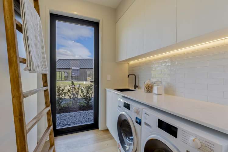 7 Centurion Court Jack's Point_18