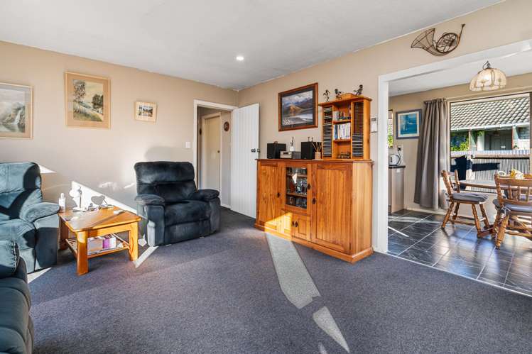 59 Oakley Crescent Hornby_7