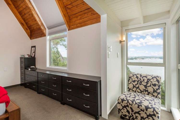 28 Oruamo Place Beach Haven_18