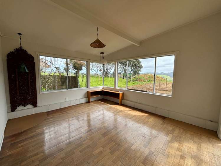 69 Mcpike Road Pollok_5