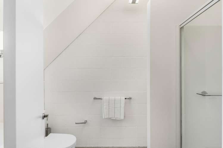 25/1 Water Street Otahuhu_13