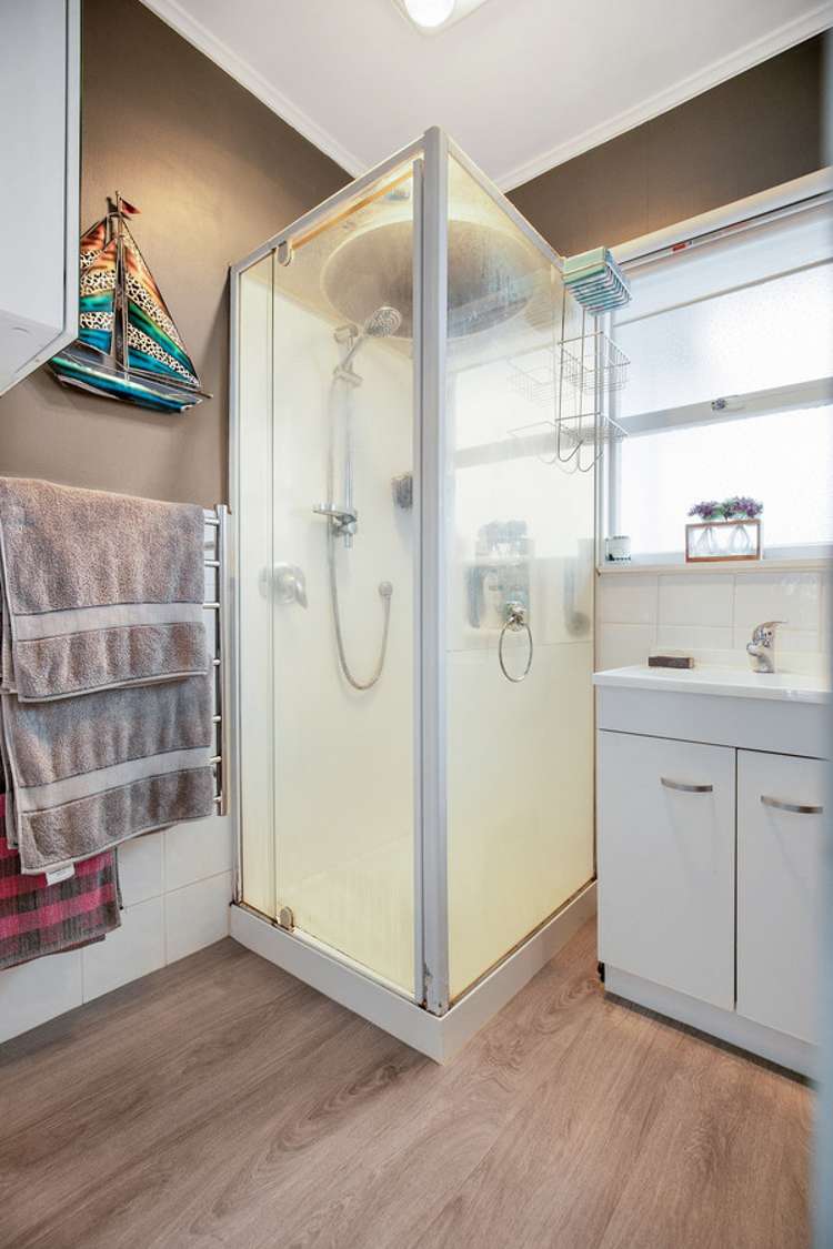 1/30 Dale Crescent Pakuranga_9