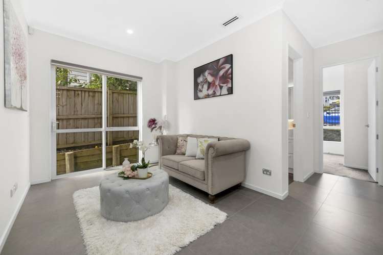 38 Lime Hill Rise Flat Bush_12