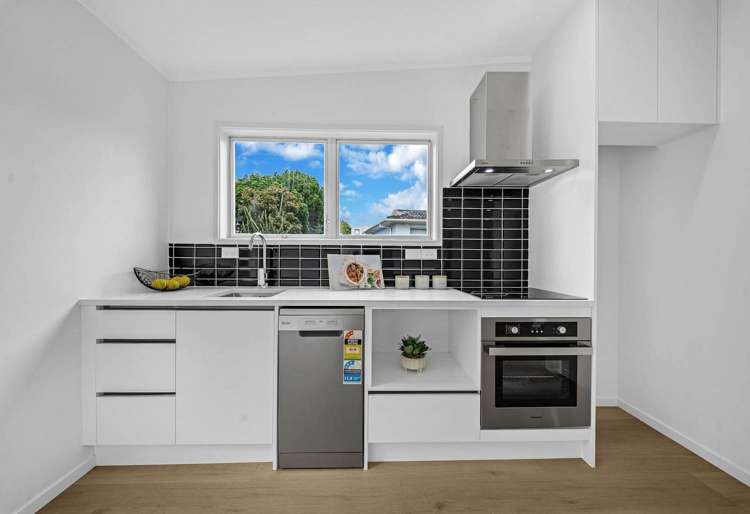 8/10A Arabi Street Sandringham_7