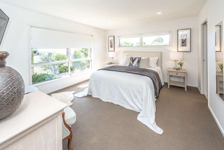 16 Egmont Street Patea_9
