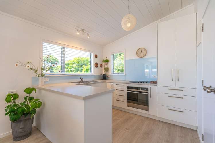 2a Swordfish Avenue Whiritoa_8