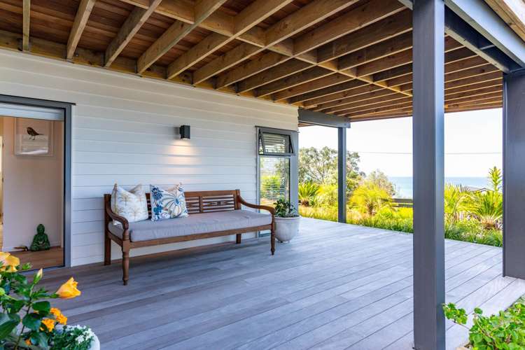 4 Solar Way Langs Beach_20
