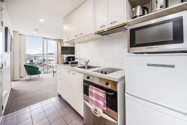 508/17 Amersham Way Manukau_4