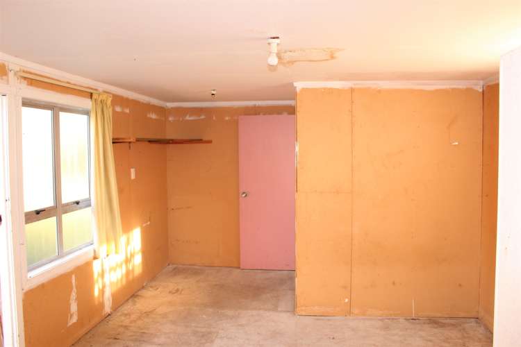 21 Gladstone Road Waihi_13