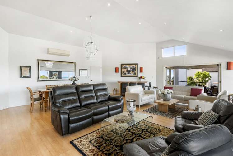 495 & 495A East Coast Road Murrays Bay_10