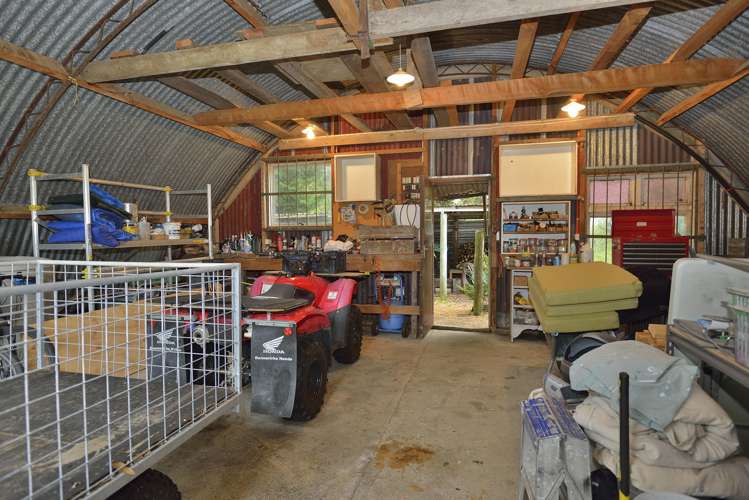 27 Ymca Road Mahia_23