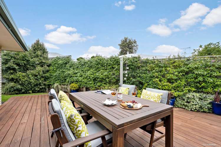 9 Glesan Place Beachlands_3