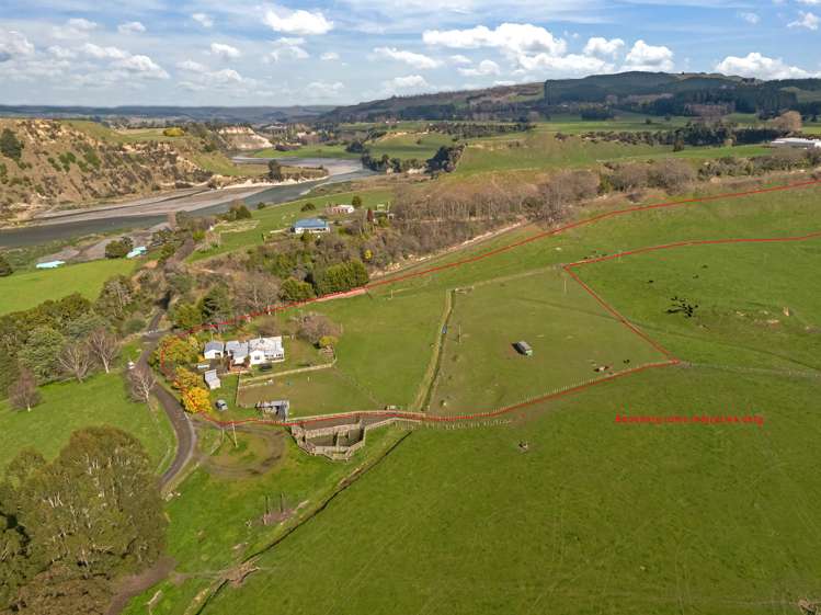 99 Rowes Road Hunterville_1