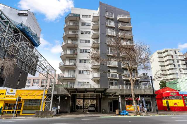 8c/208 Hobson Street Auckland Central_2