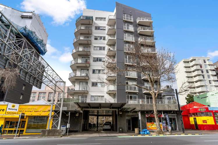 8c/208 Hobson Street Auckland Central_2