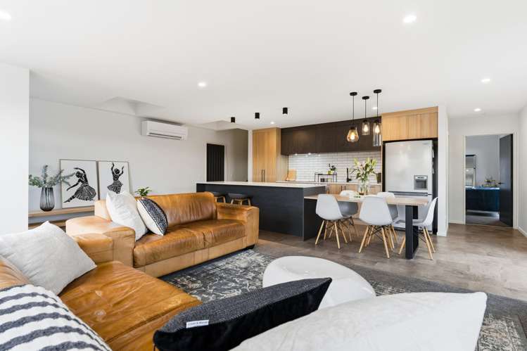 14 Trudi Place Green Island_12