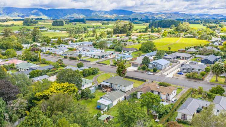 39 Hospital Street Dannevirke_20