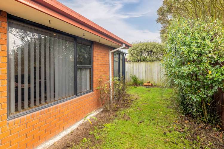 37a Neill Street Hornby_13