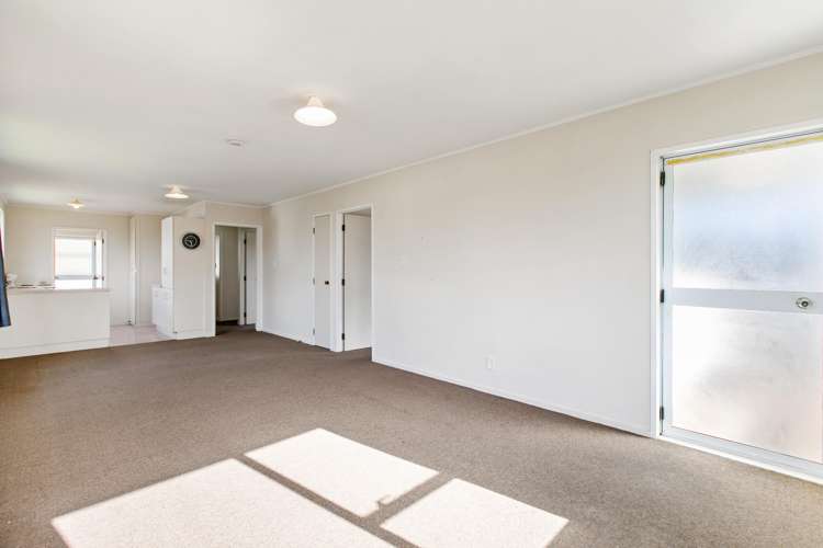 2/72 Palmers Road Clendon Park_6
