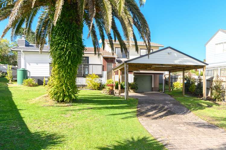 7 Castlewood Grove Blockhouse Bay_30