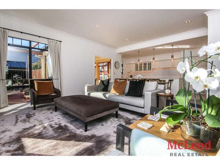 19 Country Place_3