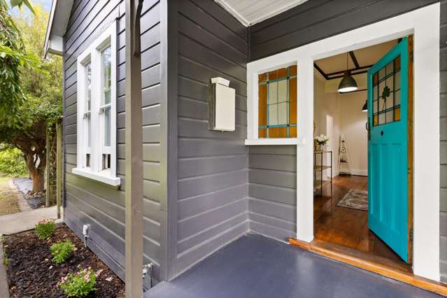 1200 Caroline Road Mayfair_1