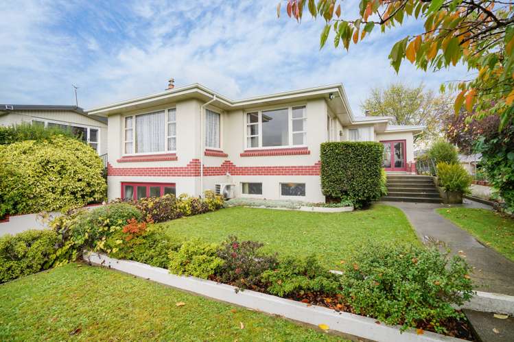 8 Anglesey Street_0