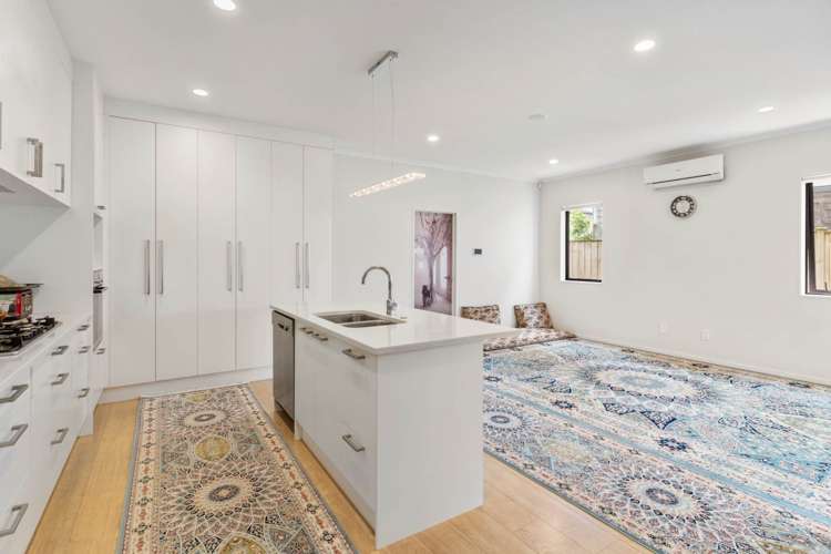 19 Quattro Avenue Flat Bush_10